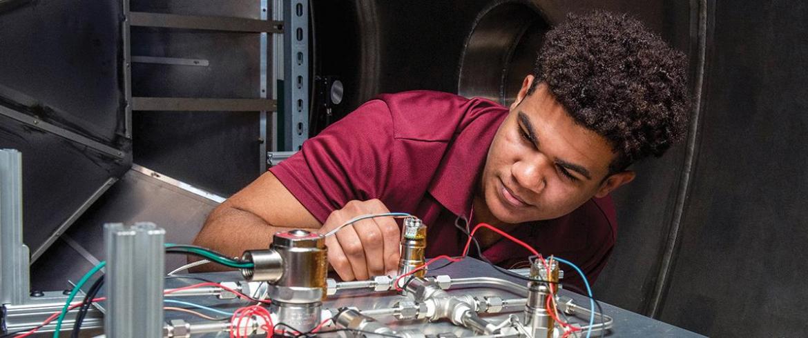 For their capstone project, a FAMU-FSU College of Engineering Senior Design Team traveled to Huntsville, Alabama in April 2019 to test their project. The group collaborated on a project for NASA’s Psyche space exploration mission led by Arizona State University.